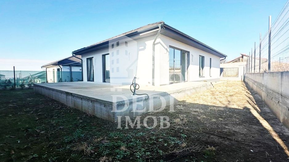 Casă de vânzare cu 4 camere in Oncea, Bihor - Poză 6