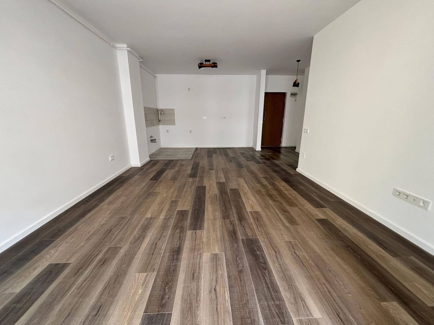 COMISION 0% VANZARE APARTAMENT 2 CAMERE FINISAT ZONA EROILOR - Poză 3