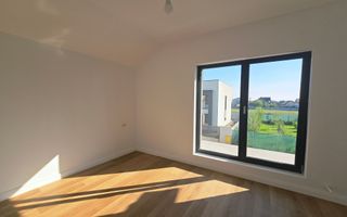 Vila individuala-cartierul nou-5 camere-gazon rulou-aspensoare - Poză 4