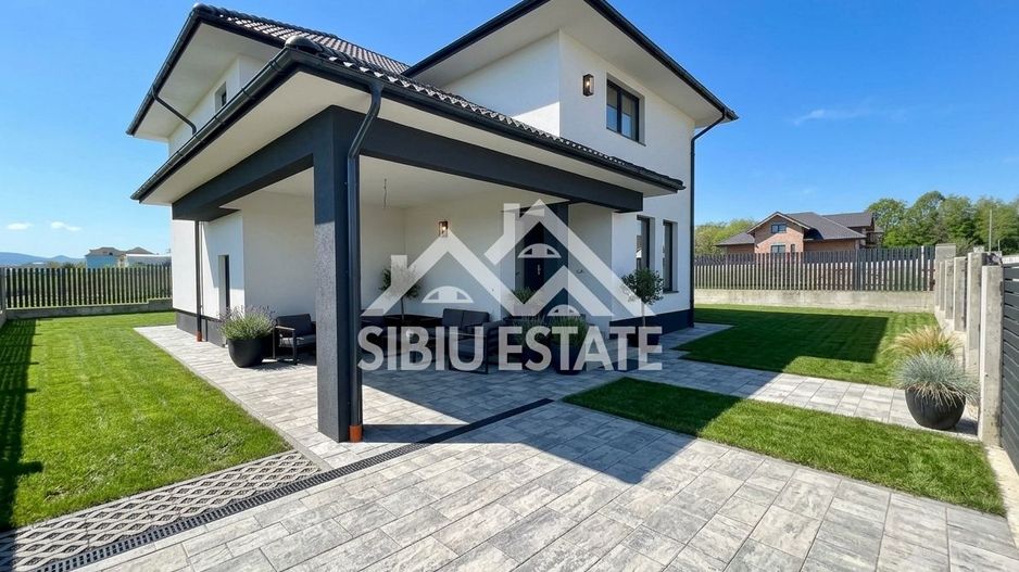 Casa individuala generoasa 5 camere, carport si pivnita curte 500 mp - Poză 1