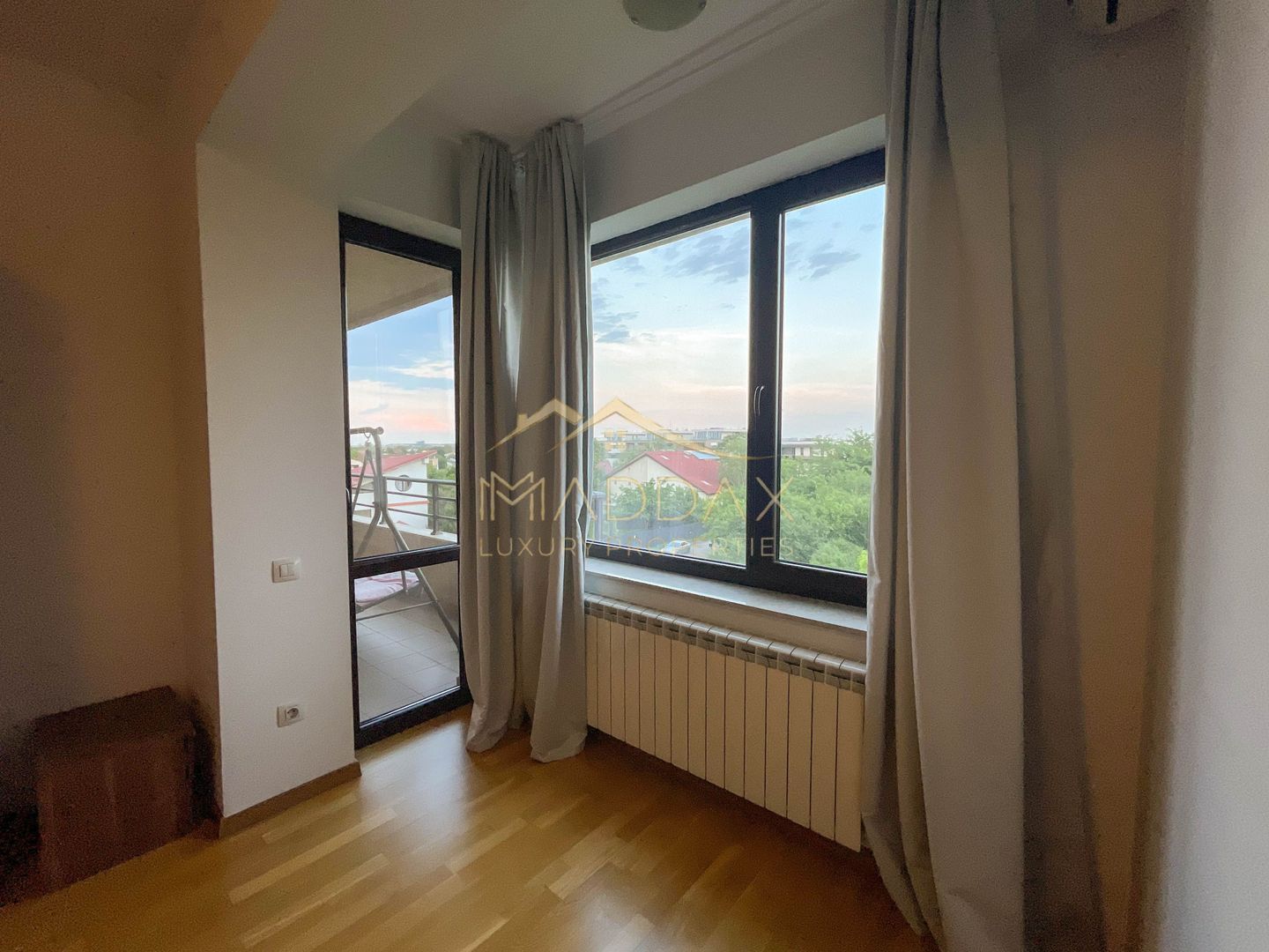 Apartament 4 camere de vanzare II Baneasa II Pipera II Parcare - Poză 19