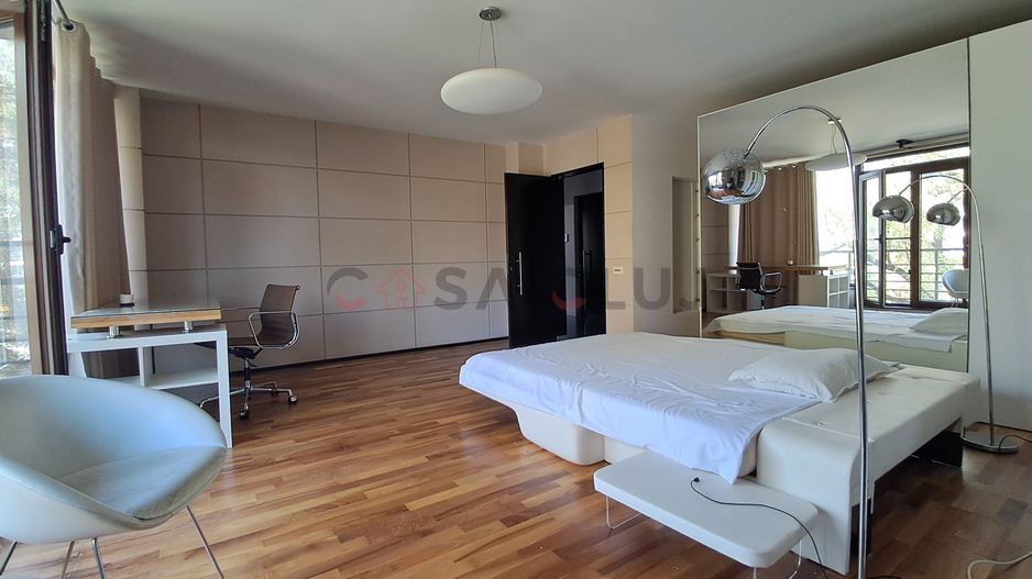 Apartament în Prestigiosul Cartier Plopilor, - Poză 1