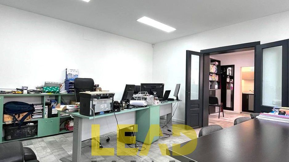 Casa renovata complet! 210 mp utili pe teren de 548 mp! - Poză 12