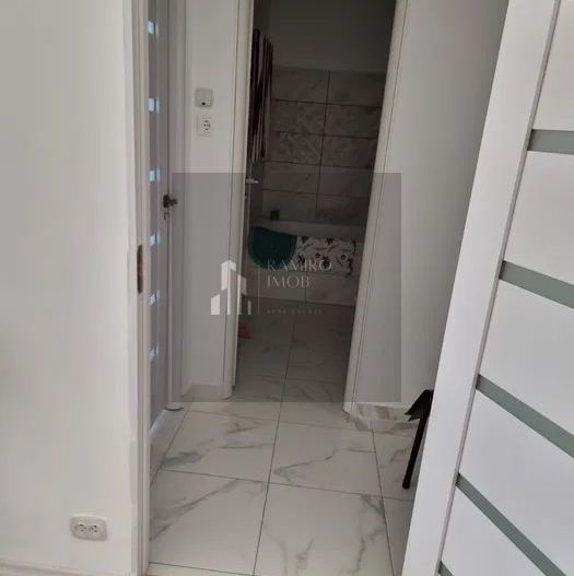 Apartament 2 camere 50 mp / etaj 6/ metrou 1 decembrie - Poză 2