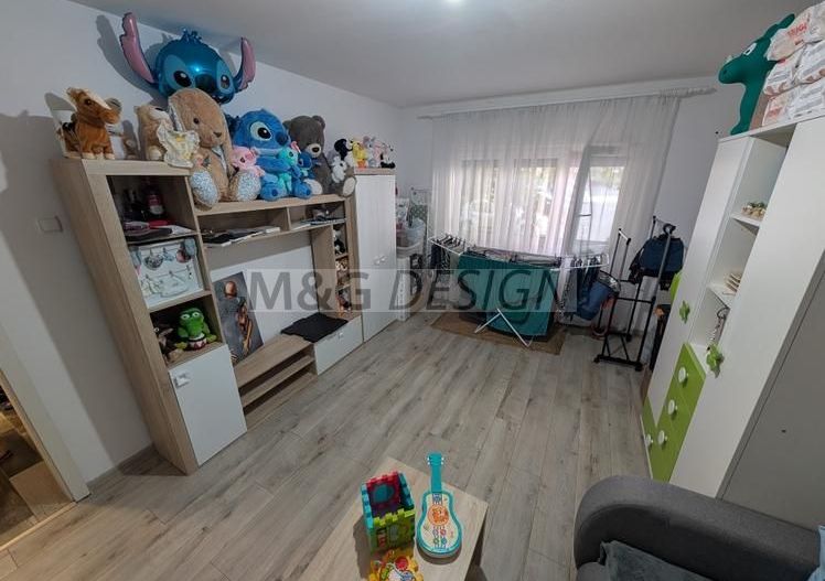 Apartament 3 camere zona Soarelui - Poză 1