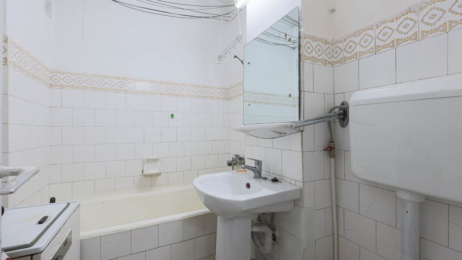 VANDUT! Apartament 2 camere - Decomandat - Podgoria - COMISION 0% - Poză 6