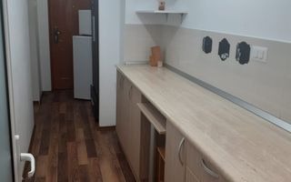 De vanzare – Garsoniera decomandata, mobilata si utilata – Micro 20 - Poză 1