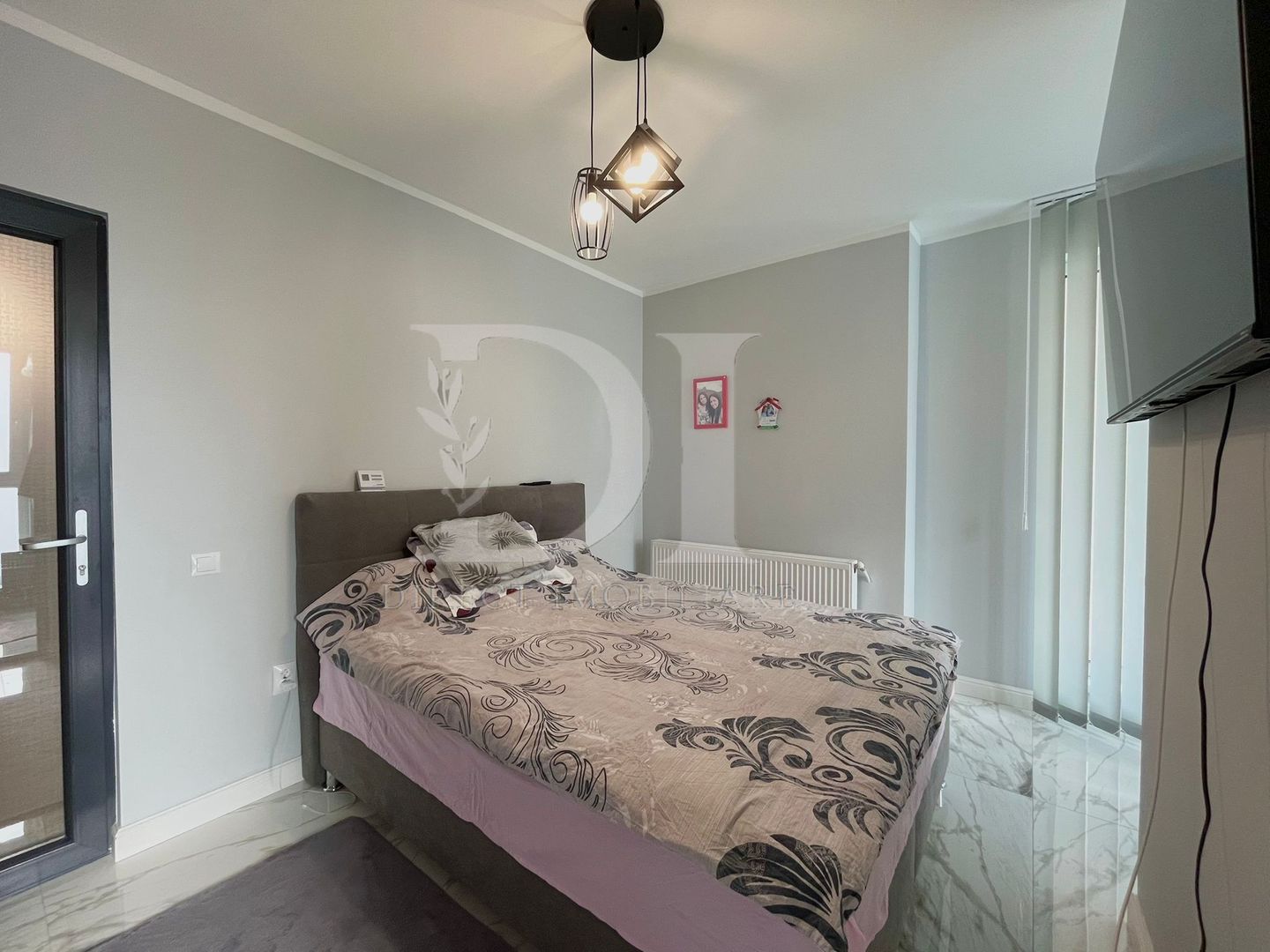 Apartament etaj intermediar | Zona Eroilor | parcare inclusa - Poză 6