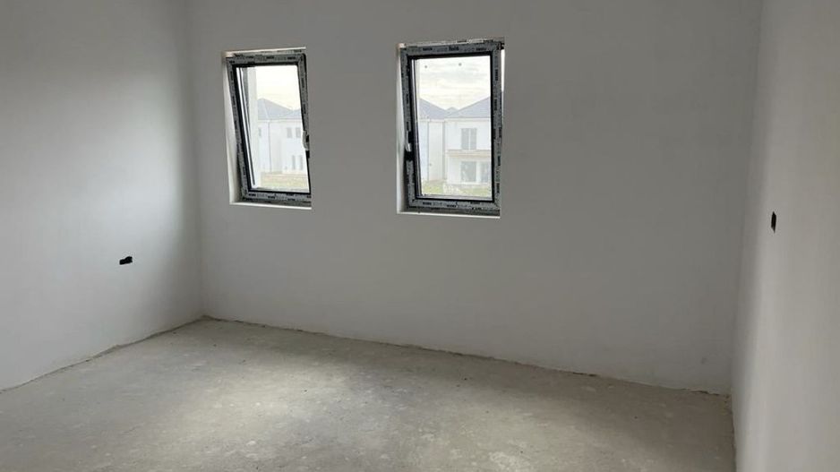 Casa finisata de vanzare, 114,900€, Martinesti - Poză 4