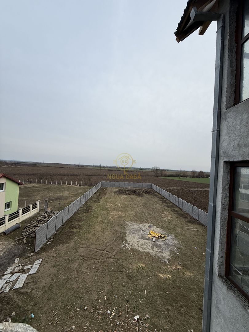 Proprietate Deosebita 707MP in Padurea Noroieni - Poză 4