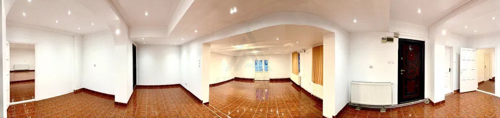 Spatiu comercial 80 mp utili 2 incaperi grup sanitar in Strand - Poză 4