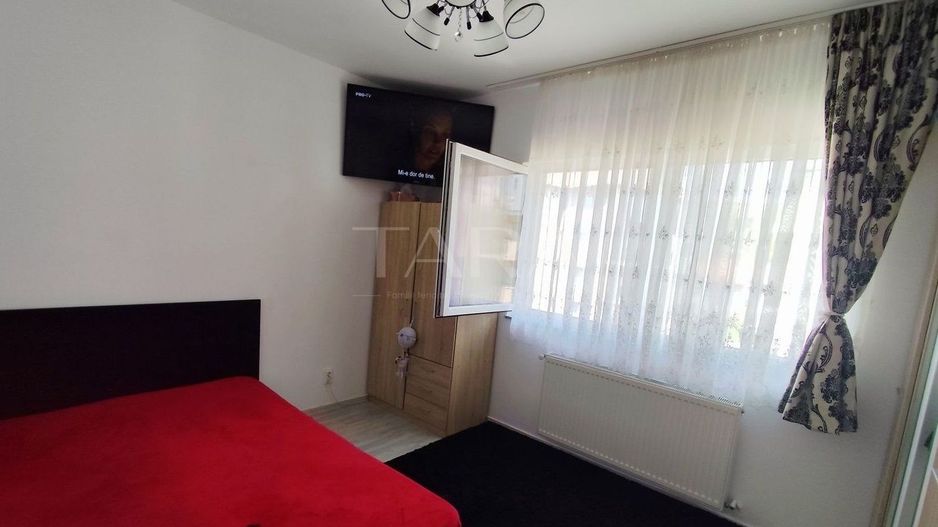 Apartament cu 2 camere de vânzare,  parcare inclusă. - Poză 3