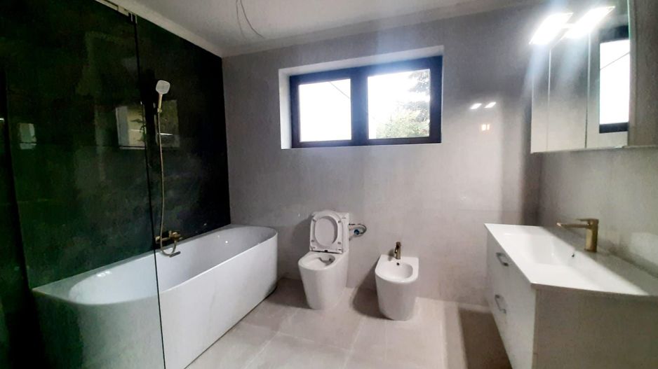 Casa de vanzare in Piata Abator - Poză 12