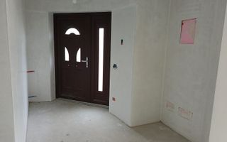 Casă/Vilă Dumbrăveni/Suceava - Poză 25