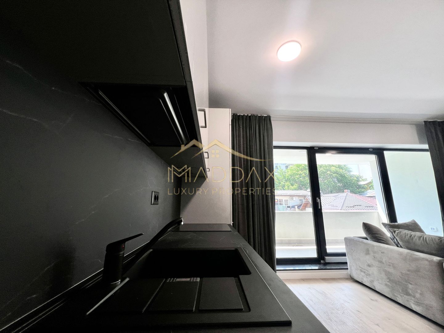 Apartament LUX**4 Camere**Parcare inclusa//Metrou Aviatorilor-Herastrau - Poză 4