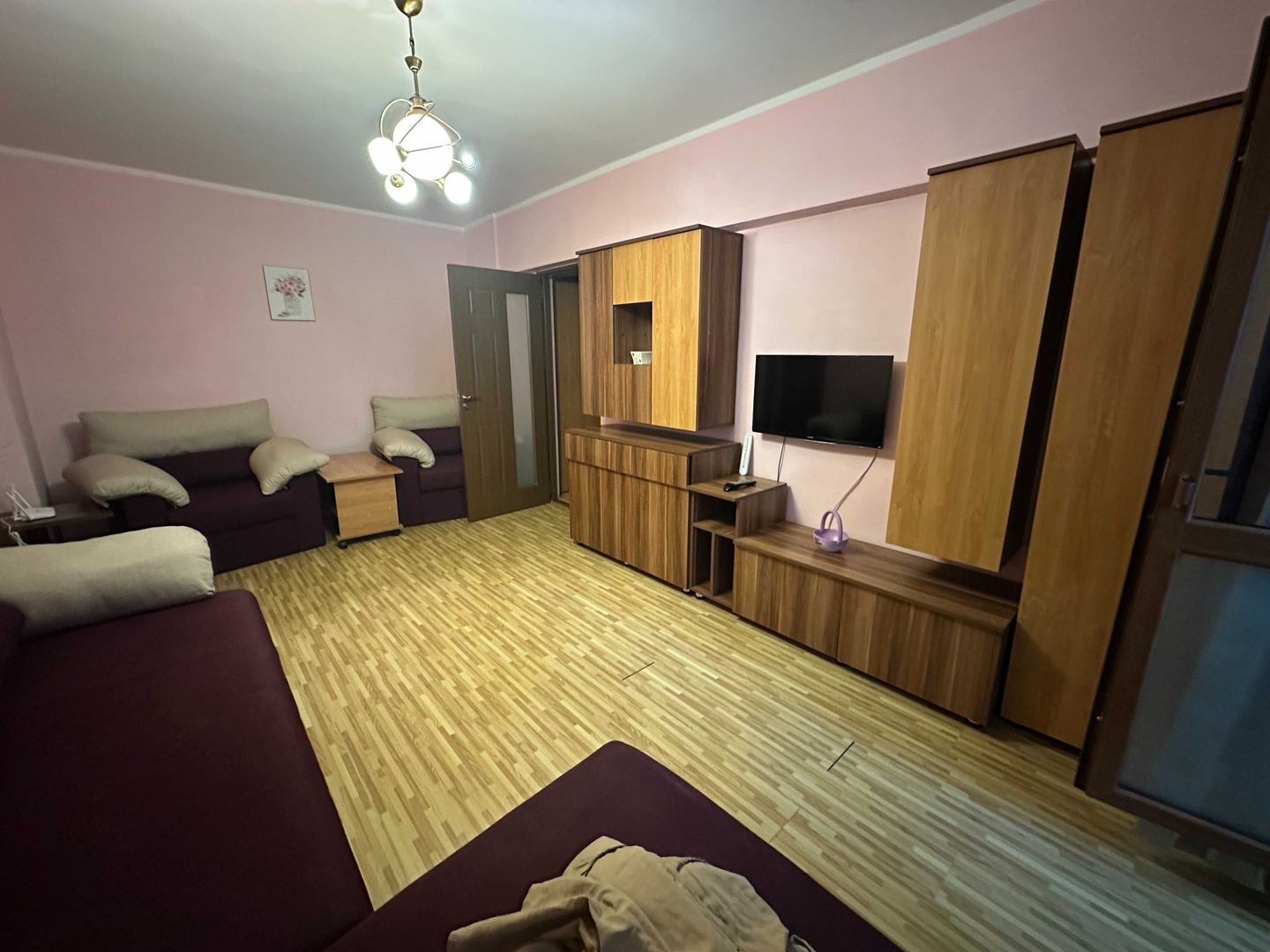 De închiriat: Apartament 3 Camere Spațios | Zona Brâncoveanu - Poză 2