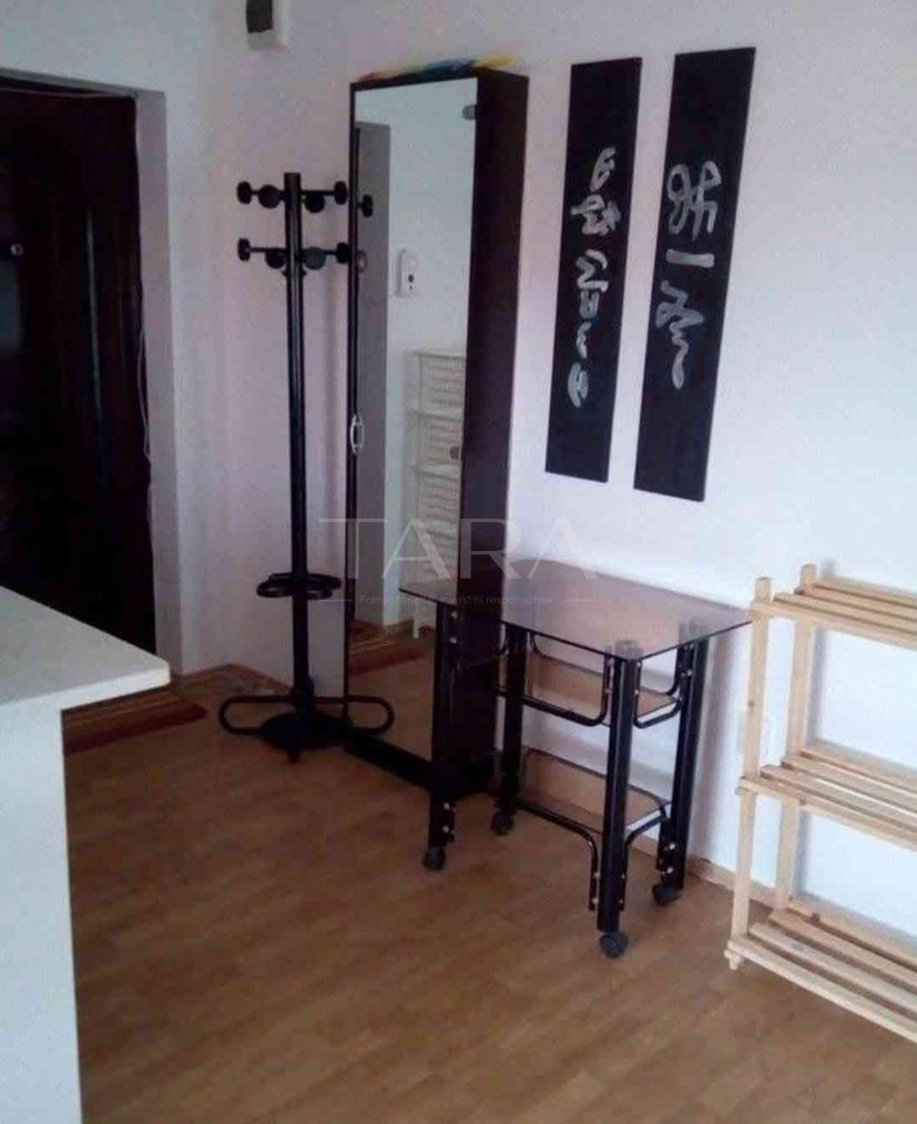 Apartament cu 2 camere, 50 mp, balcon, parcare și pod, zonă liniștită. - Poză 5