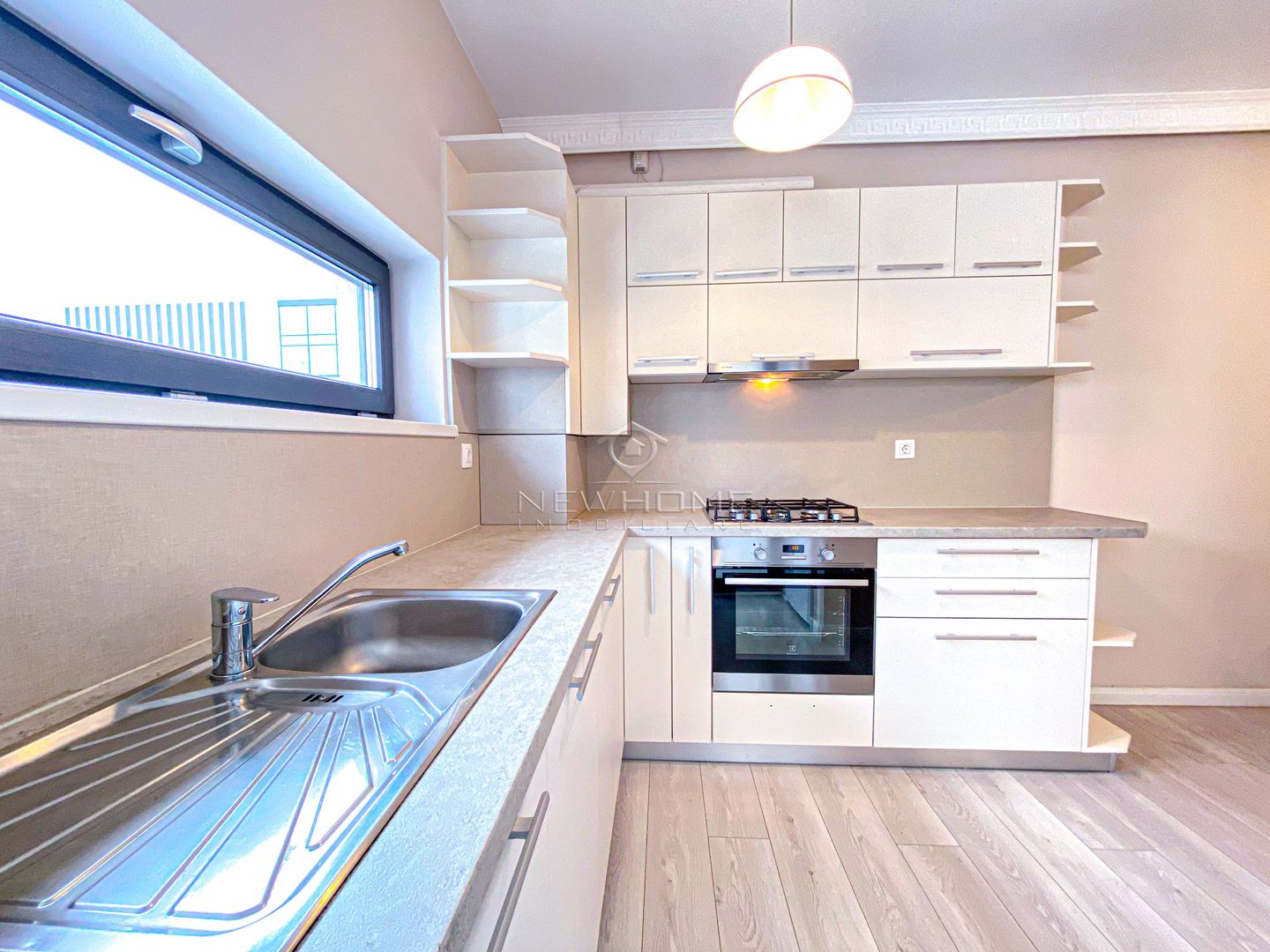 Apartament LUX 2 camere 67 mp, Parcare, zona Iulius Mall FSEGA - Poză 4