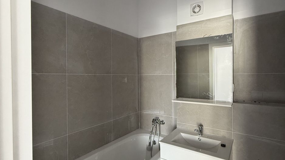 2 CAMERE DECOMANDAT CU LOC DE PARCARE INCLUS! - Poză 3