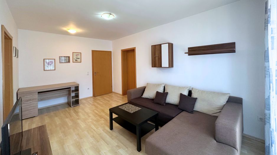 Apartament 2 camere mobilat și utilat cu vedere superbă spre Tâmpa - Poză 3