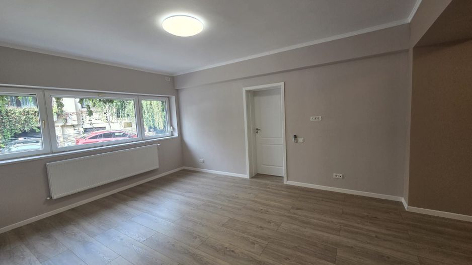 Apartament  3 camere-Ideal Notariat-Ideal Avocat - Poză 3