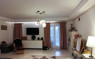 Vila mobilata si utilata, curte, terasa inchisa, parcare - Poză 14