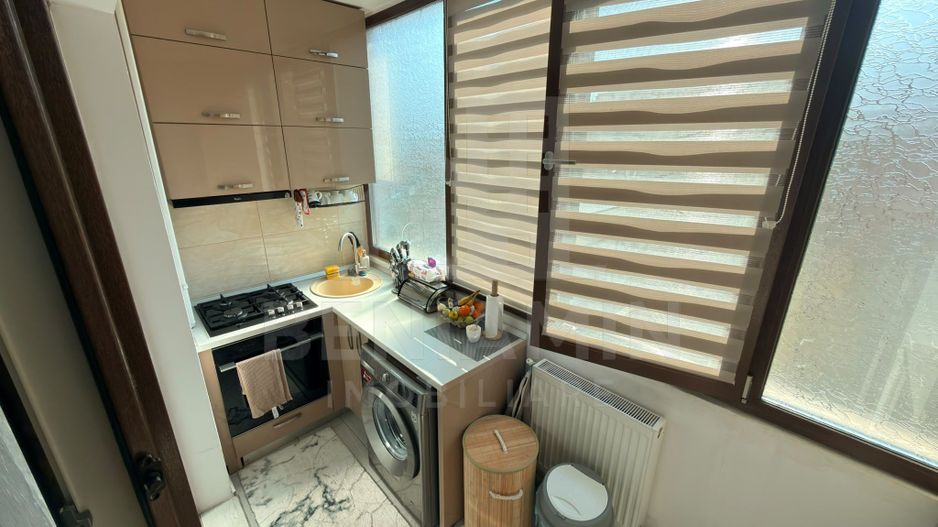 Apartament Modern -Bloc nou - Etaj 1 Cornitoriu 42MP - Parcare - Poză 6