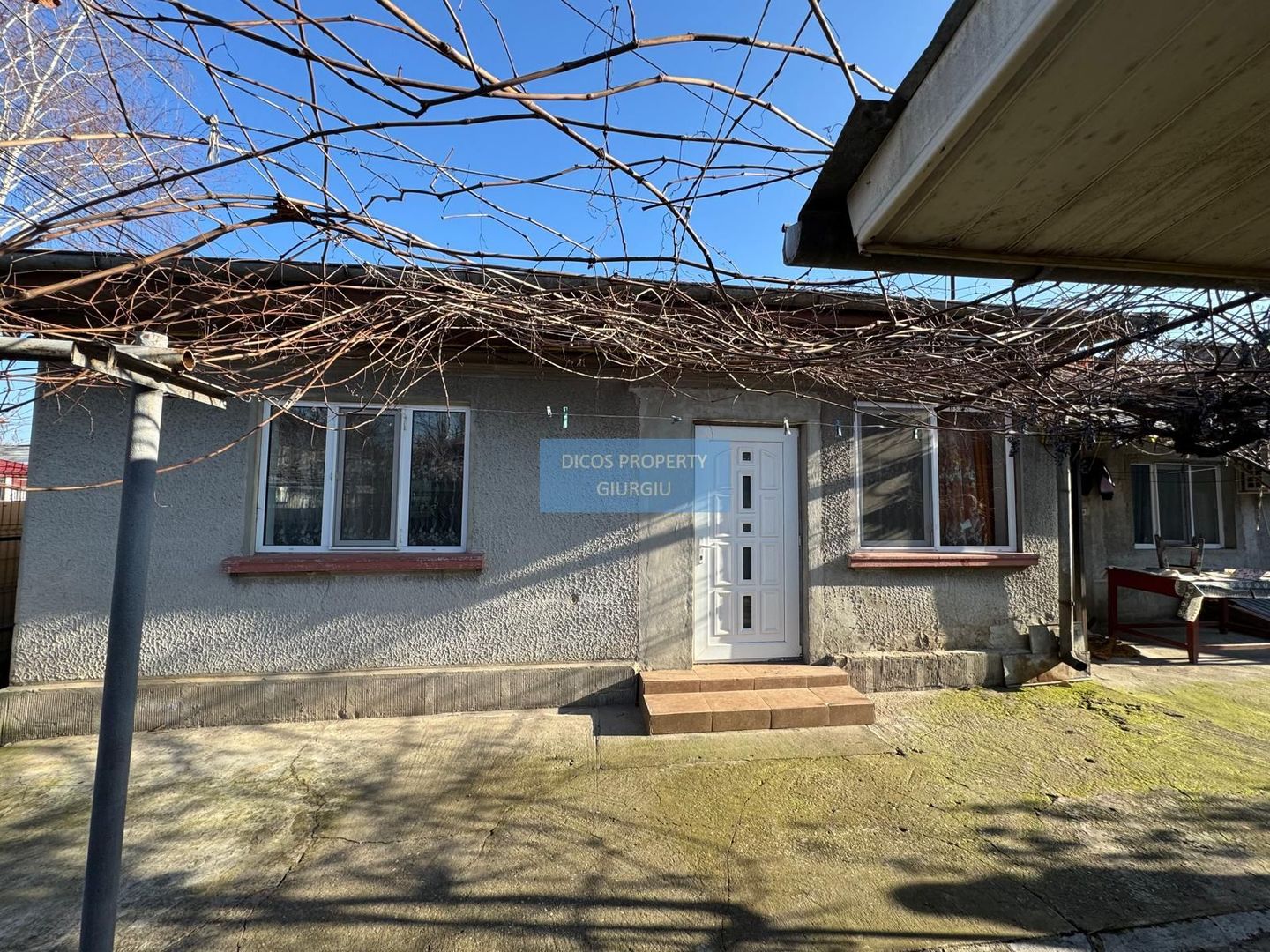 De Vânzare - Casă, Strada Griviței - Poză 1