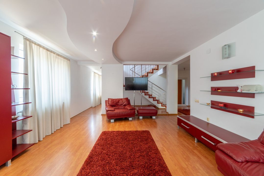 Apartament pe 2 nivele -  6 camere Gavana 3 + 309 mp curte proprie - Poză 3