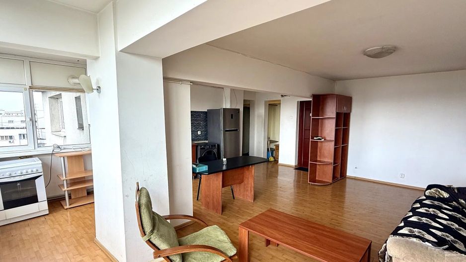 Apartament amplu si luminos, trei camere decomandat, Nicolae Titulescu - Poză 5
