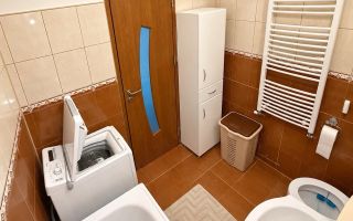 2 camere| vis a vis de Restaurantul Nora} centrala| etaj 3| apt frumos| AC - Poză 4
