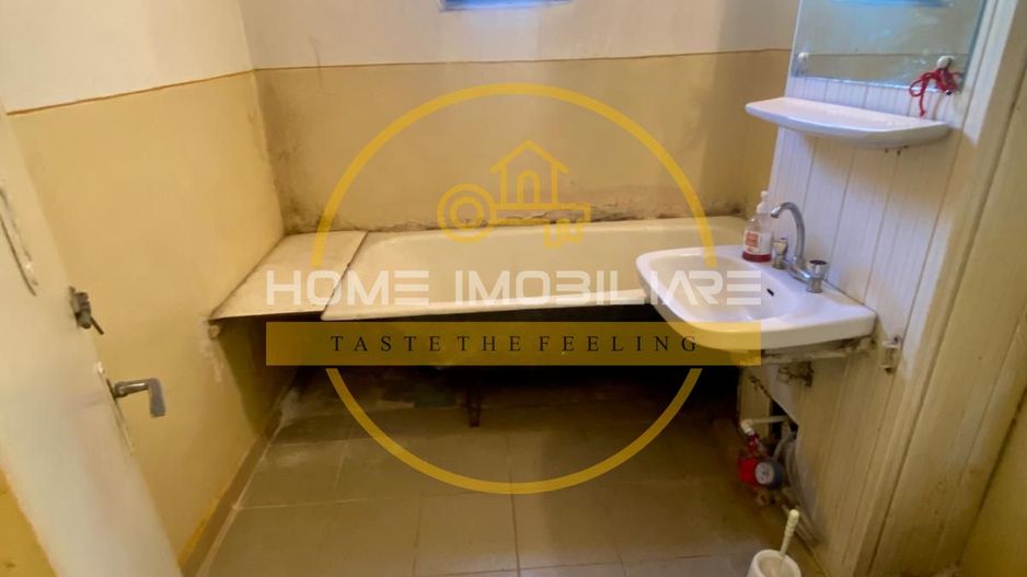 Etaj 2 Apartament 2Camere-Decomandat  Bloc din 1983 -Zona Nicolina 1! - Poză 5