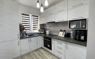 Apartament 3 camere de vânzare | Etaj 4 | Zona Micro 15 - Poză 13