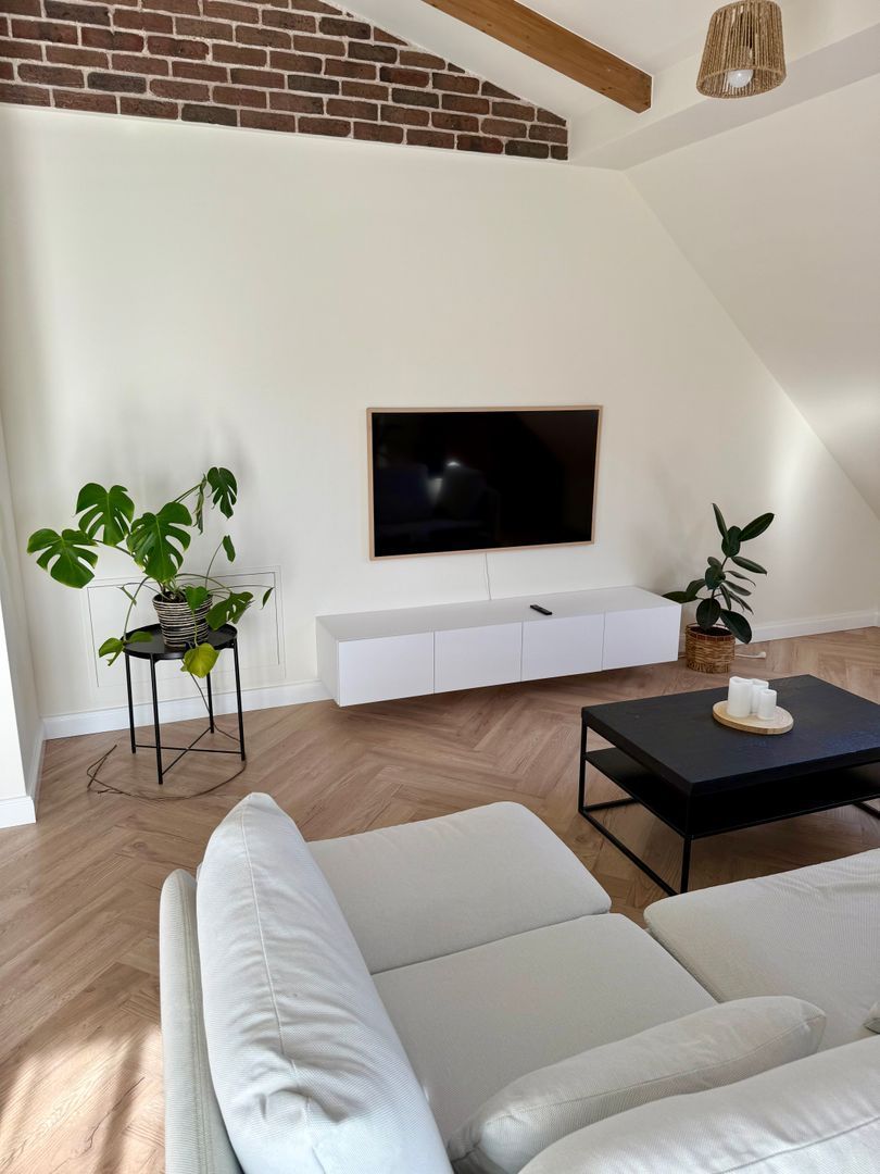 Apartament 3 Camere Mansarda  Str. Cetatii Floresti - Poză 1