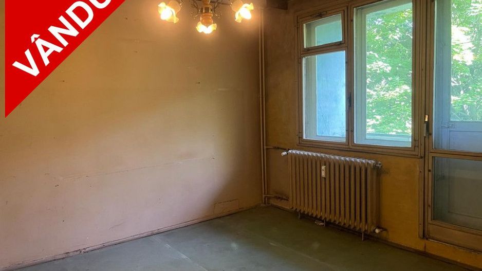 4 camere, 2 bai, et 2/4 de renovat Izvorul Muresului - Poză 1