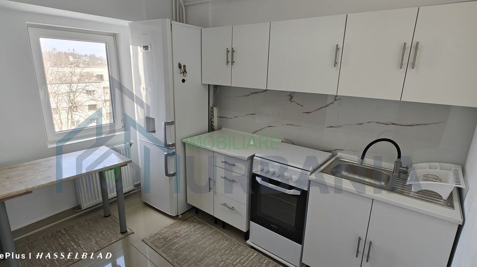 Apartament 4 camere decomandat, Nicolina, la bulevard, de inchiriat - Poză 7