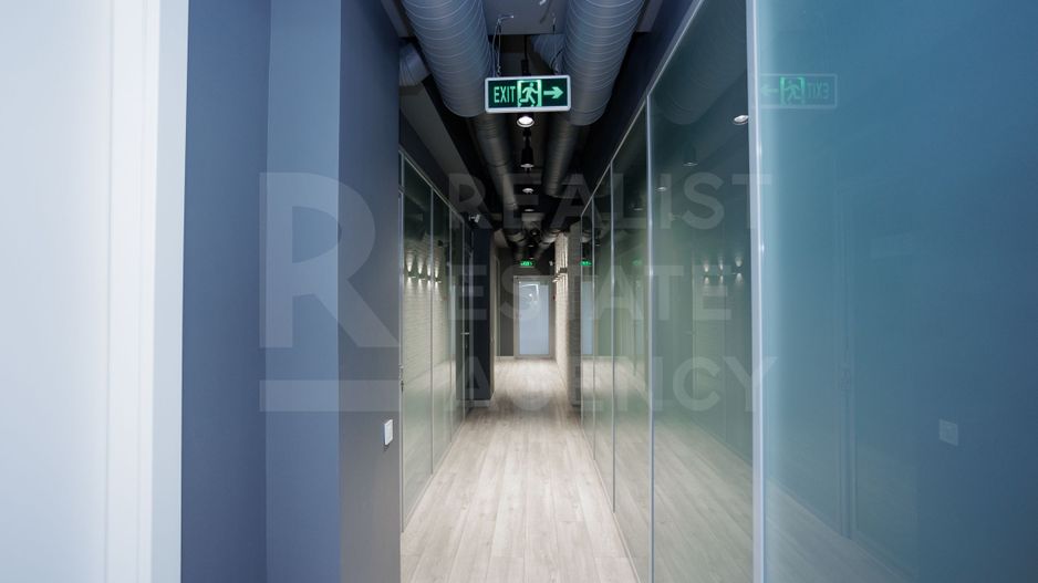 Se oferă oficiu sper chirie 270 mp, str. Petru Rareș, Centru - Poză 39