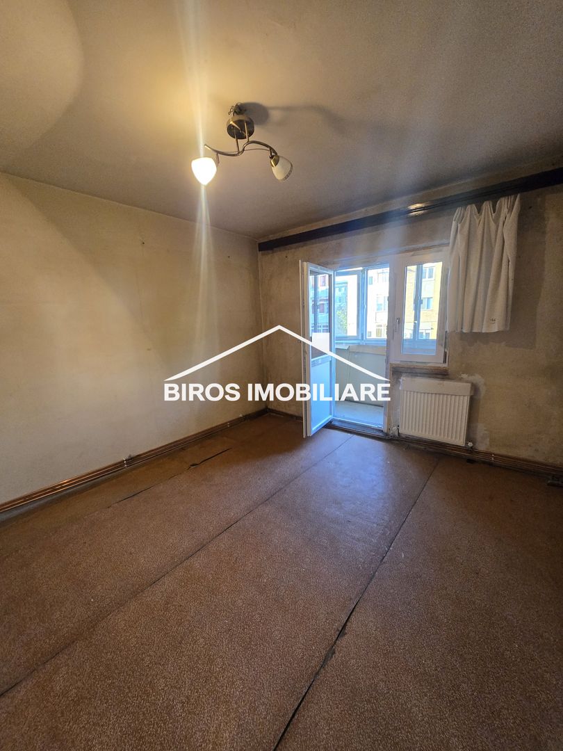 4 decomandate Rovine - Pizza Ibiza - Poză 4