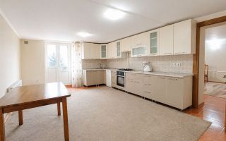 Casă 210 m² cu 5 dormitoare și teren 10 ari – Euroreparație | Drochia, str. Grigore Ureche - Poză 21