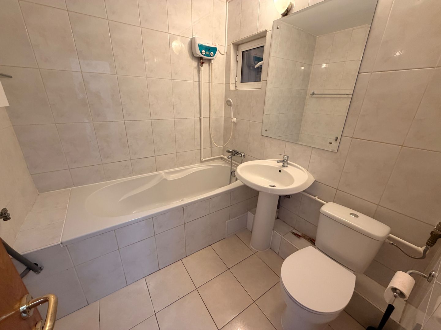 3 camere Casa Poporului 13 Septembrie Marriott Panduri Monitorul Oficial - Poză 9