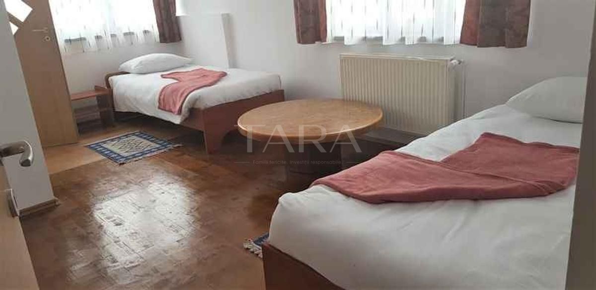 Casă spațioasă cu potențial de pensiune sau clinica, zona Zorilor - Poză 6