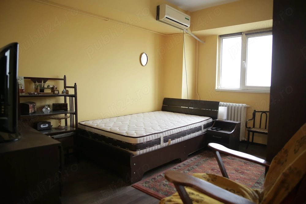 Vand apartament 4 camere zona obor 92mp - Poză 2