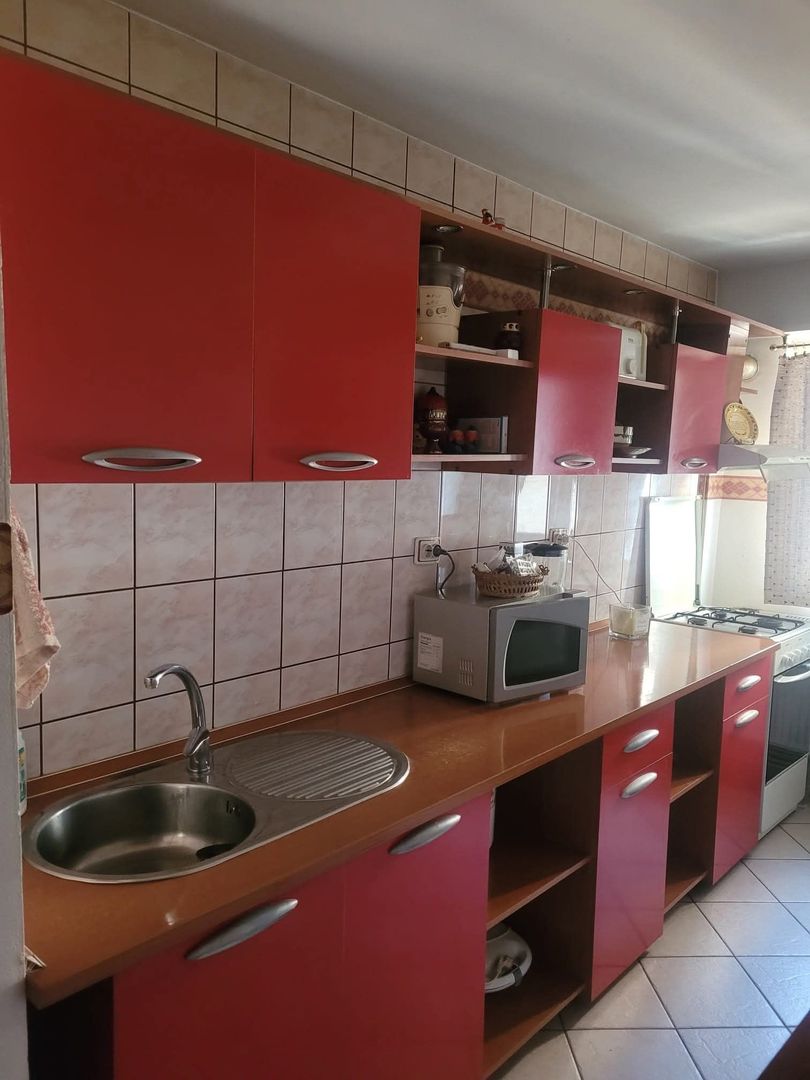De vânzare – Apartament 3 camere | Renovat/ Focșani/VN, Zonă centrală - Poză 1