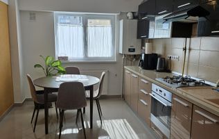Apartament 3 camere, ultracentral, Bulevardul Traian