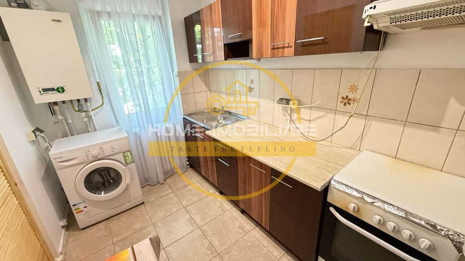 Apartament cu 3 camere / 67mp/ zona Podu Ros - Poză 11