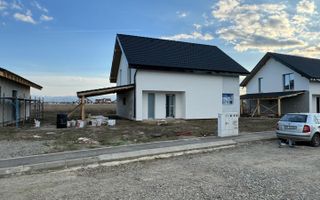 Casa individuala 120mp utili cu teren 500mp, Carport- Sura Mica - Poză 1