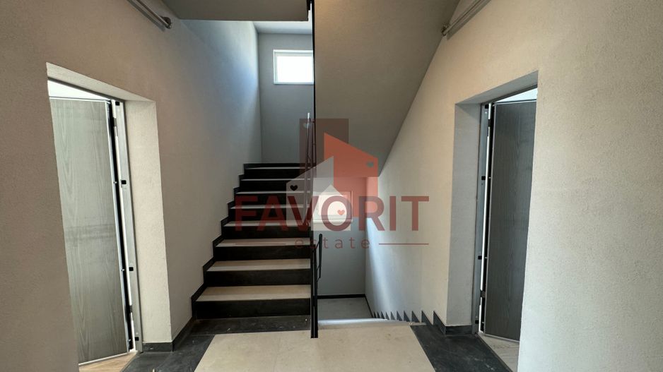 Comision 0%. Etaj 1. Bloc nou. Lift. Langa mijloc de transport - Poză 11