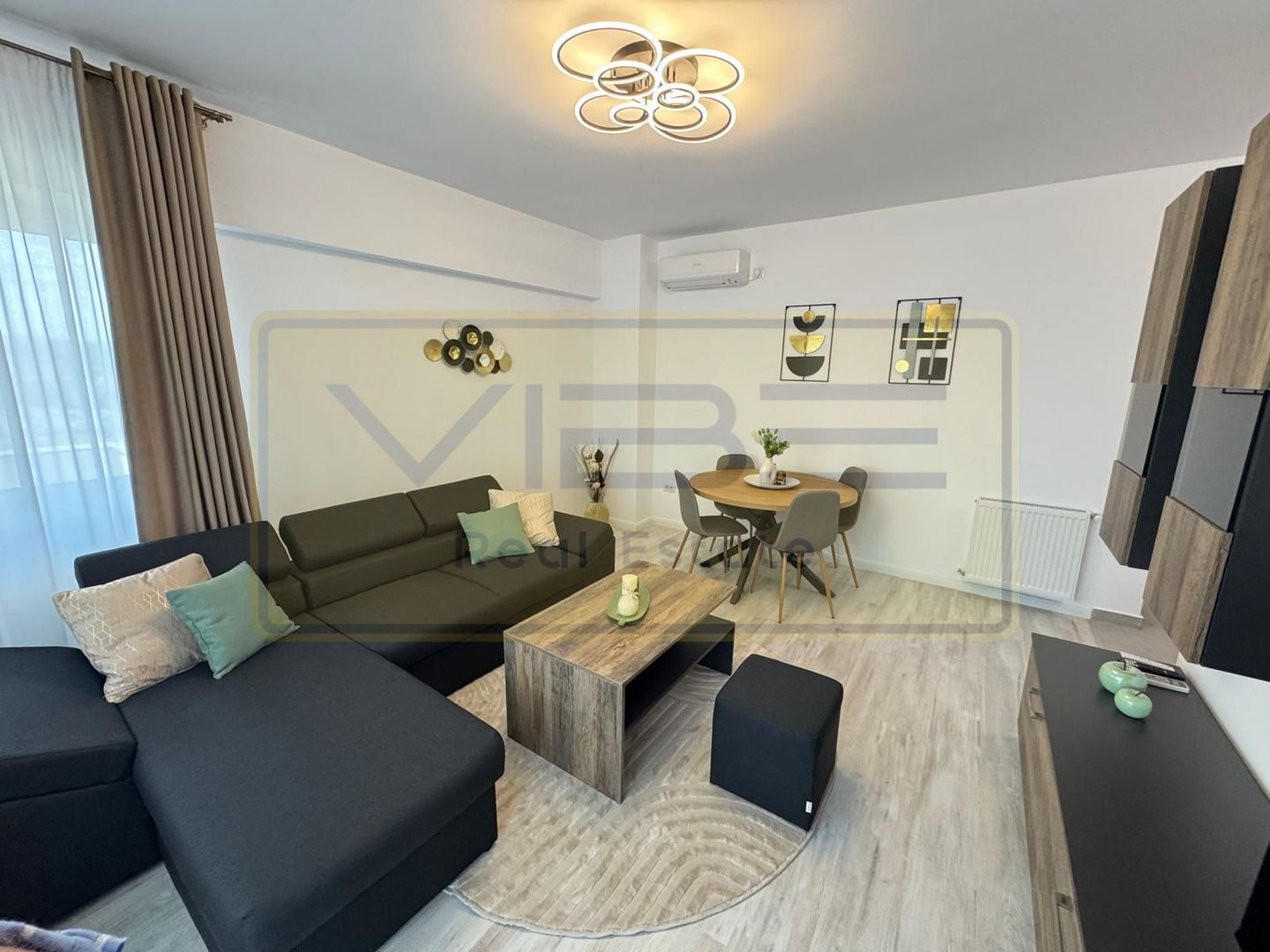 Apartament 2 camere decomandat cu parcare subterana  Unirea Towers - Poză 10