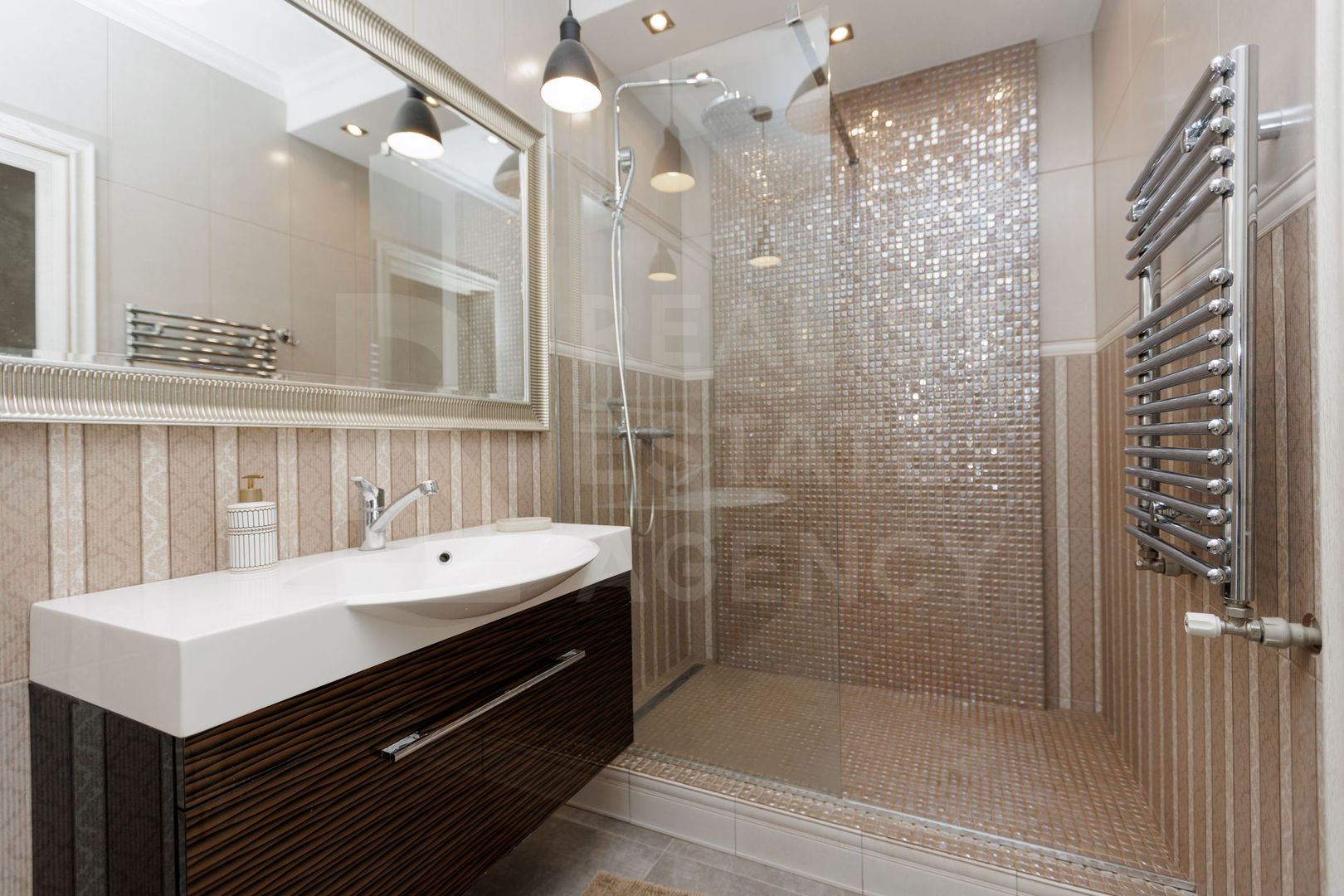 Chirie, apartament, 3 camere, strada  Independentei, Botanica. - Poză 15