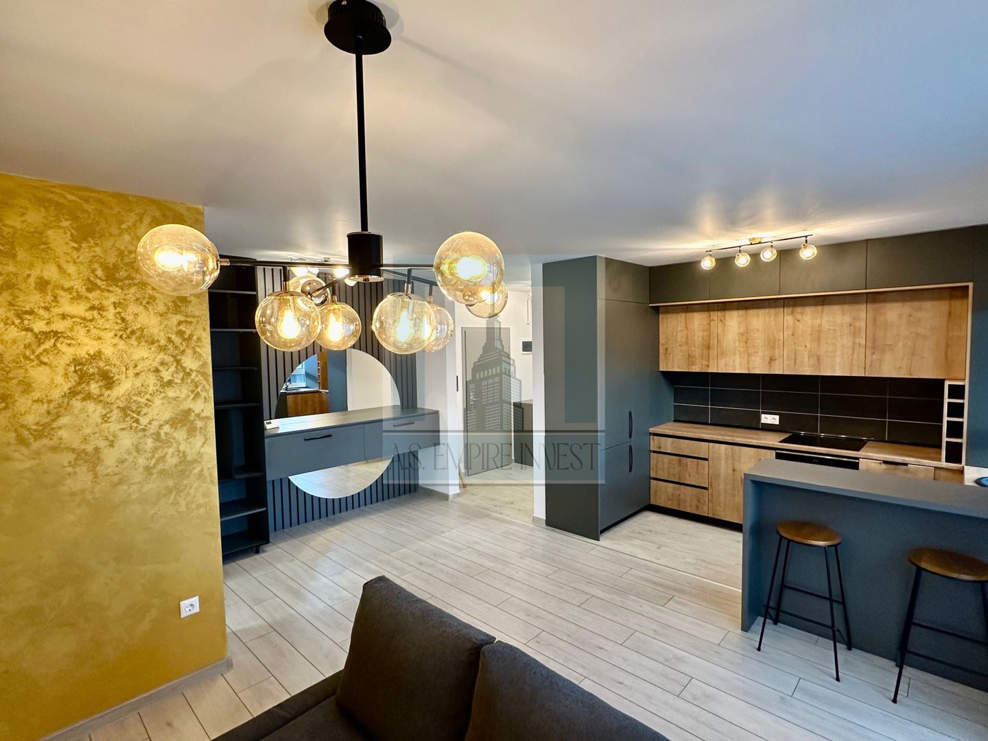 Apartament 2,5 camere, terasa 16 mp, parcare, boxa -zona Avangarden 4 - Poză 1